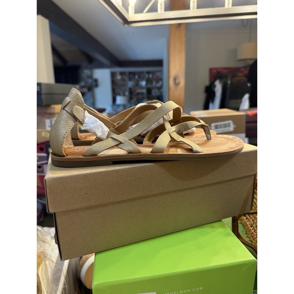 Lucky Brand Ainsley strappy sandals Travertine Size 9 Flat! - Picture 6 of 9